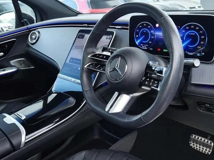 Mercedes-Benz Eqe 2025 photo 3