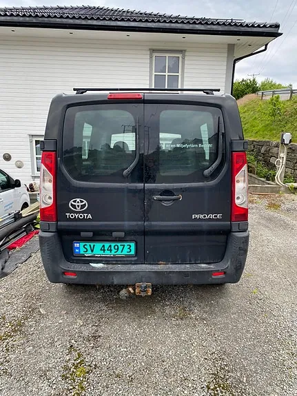 Toyota Proace 2013 photo 2