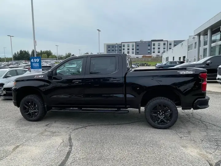 Chevrolet Silverado 1500 2026 photo 2