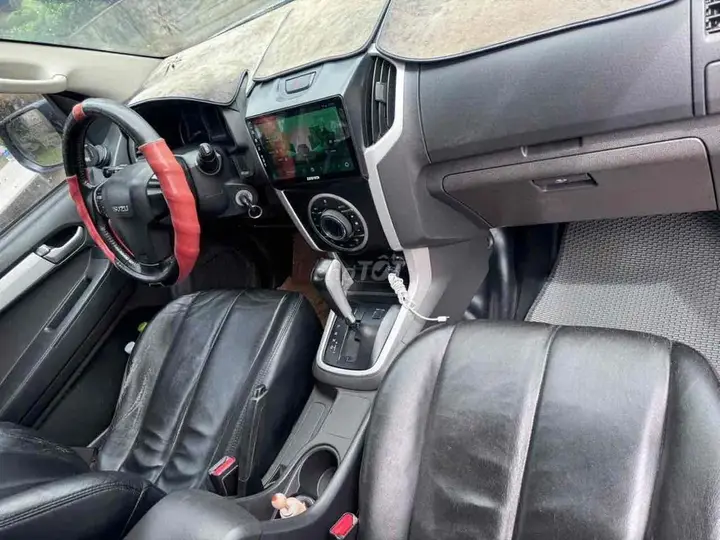Isuzu D-Max photo 4
