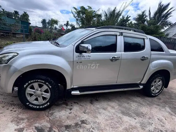 Isuzu D-Max