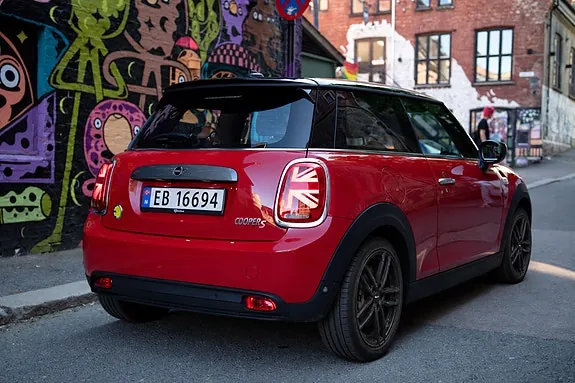 Mini Cooper 2020 photo 2