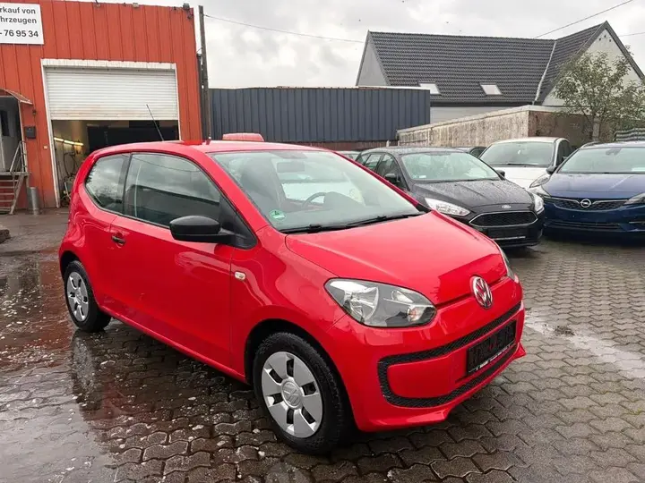 Volkswagen Up