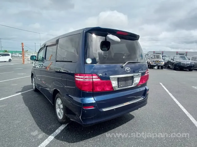 Toyota Alphard 2005 photo 3