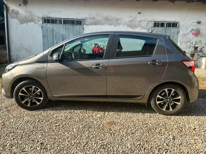Toyota Yaris 2018 photo 5