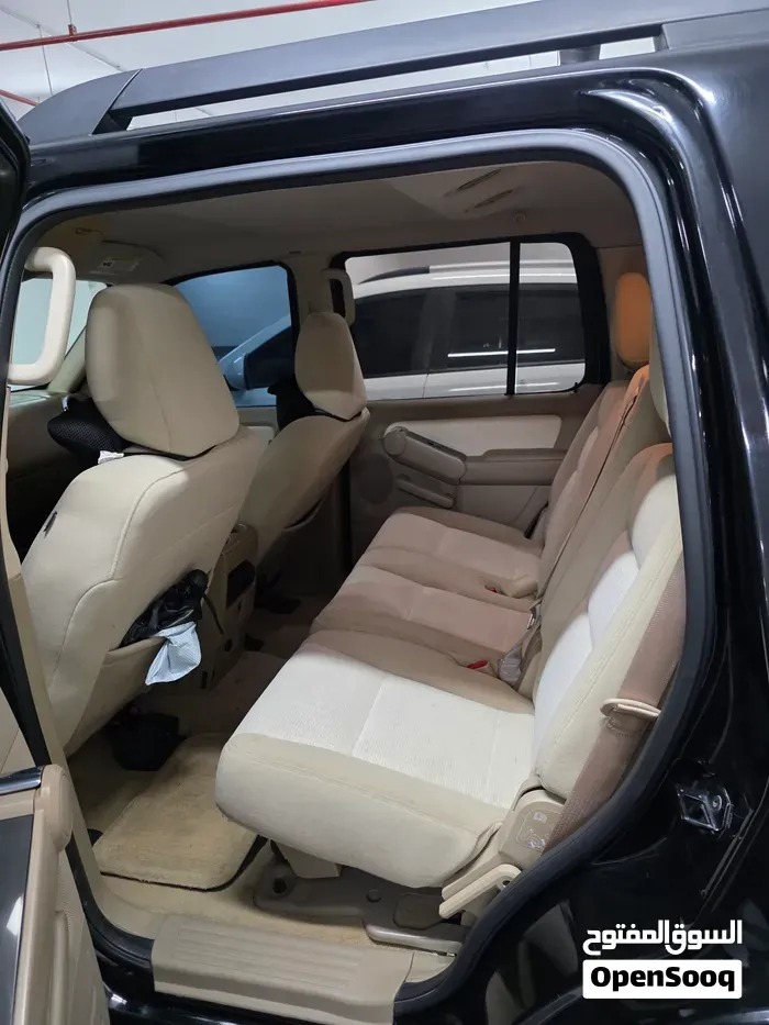 Ford Explorer 2010 photo 4