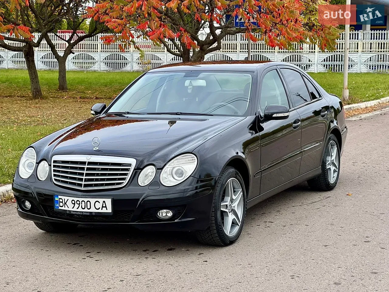Mercedes-Benz E-Class 2008 photo 2