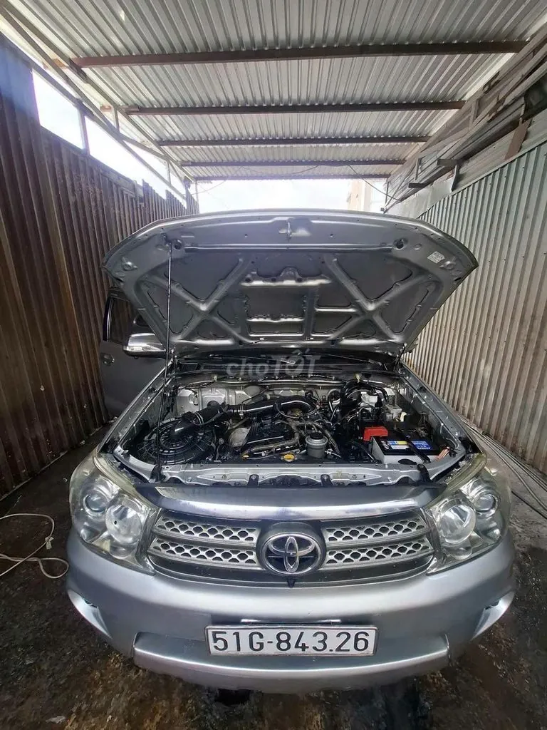 Toyota Fortuner 2009 photo 3