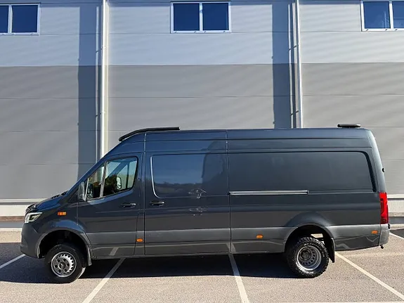 Mercedes-Benz Sprinter 519