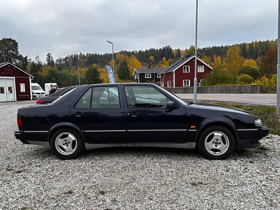 Saab 9000