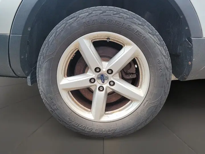 Ford Explorer 2016 photo 5