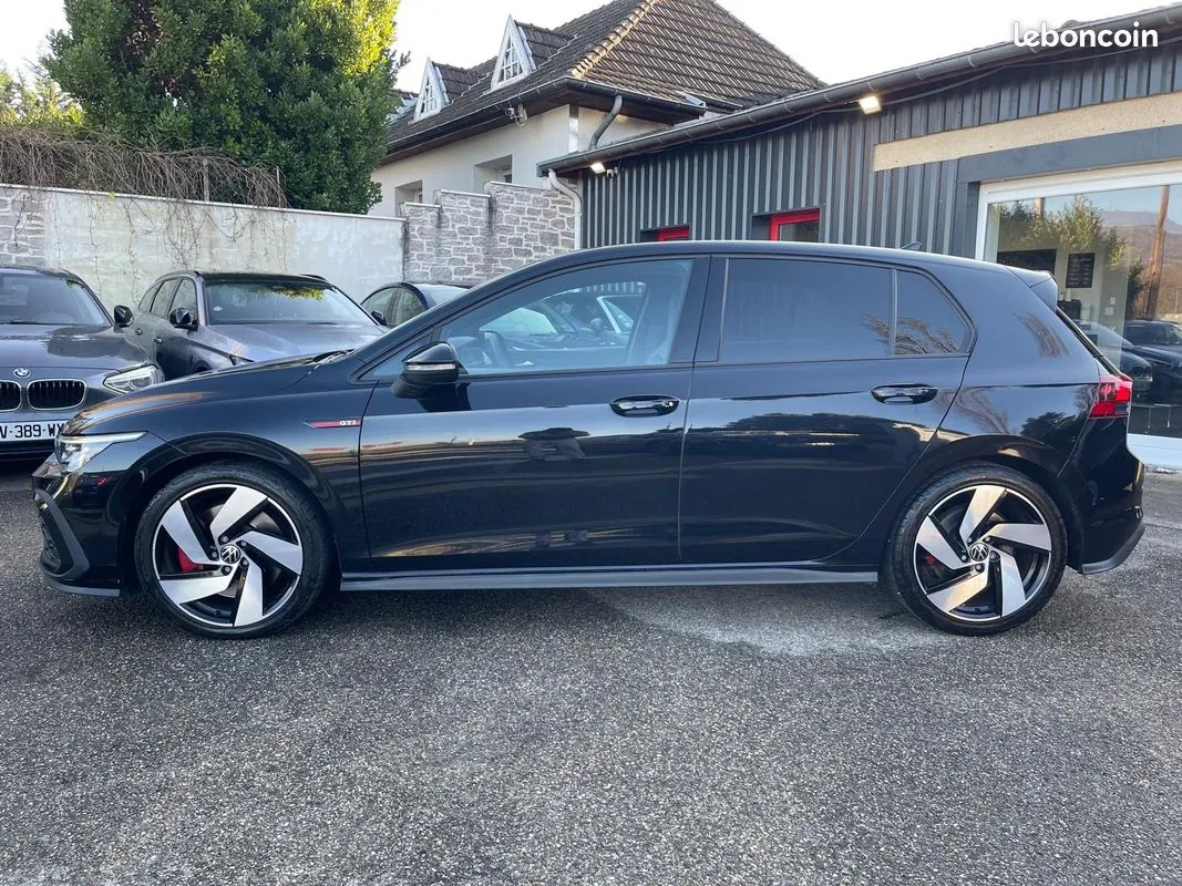 Volkswagen Golf 2020 photo 2