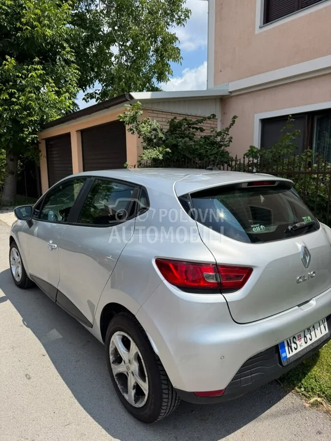 Renault Clio 2013 photo 2