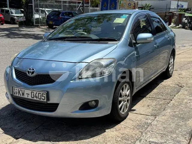 Toyota Belta 2012 photo 4