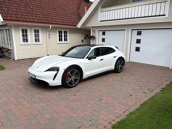 Porsche Taycan 4S
