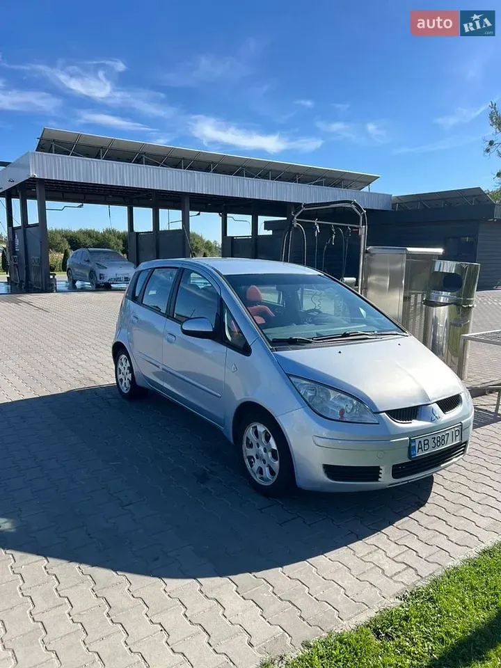 Mitsubishi Colt 2006 photo 5