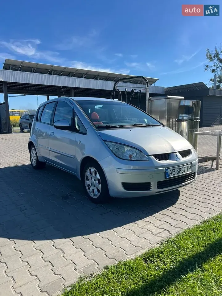 Mitsubishi Colt 2006 photo 4