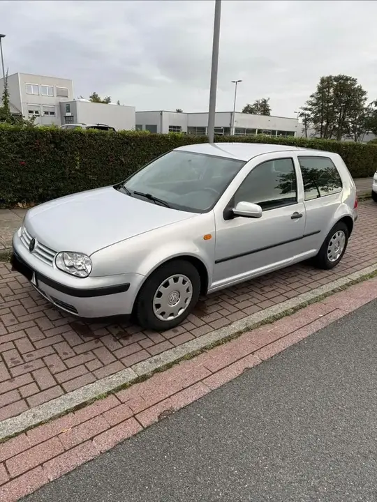 Volkswagen Golf 4