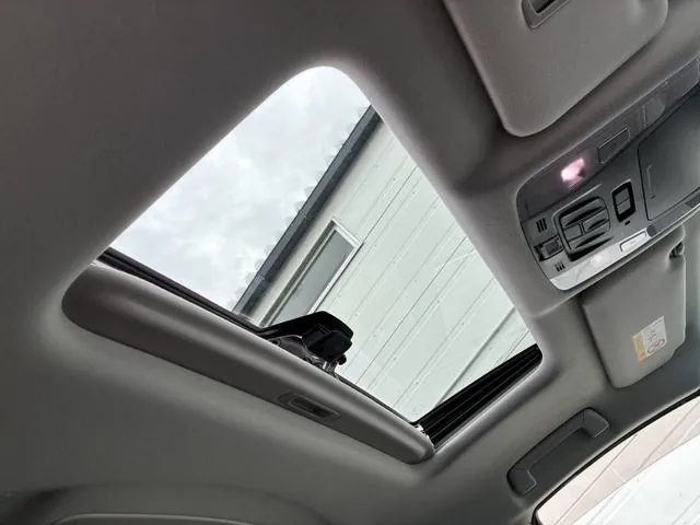 Toyota Alfaard 2020 photo 5