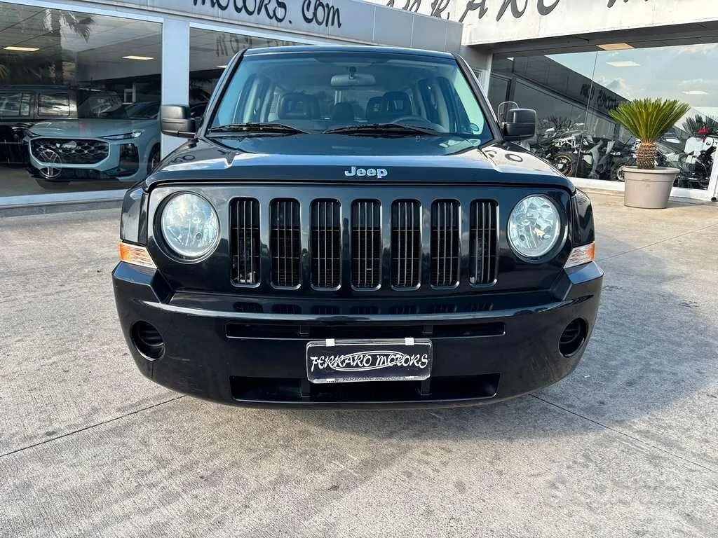 Jeep Patriot 2010 photo 3