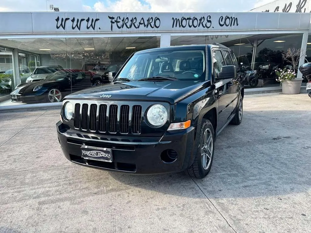 Jeep Patriot 2010 photo 2