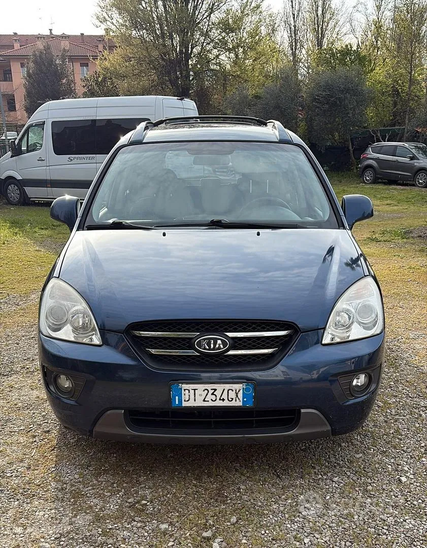 Kia Carens