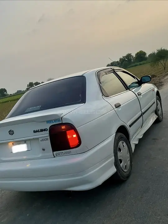 Suzuki Baleno