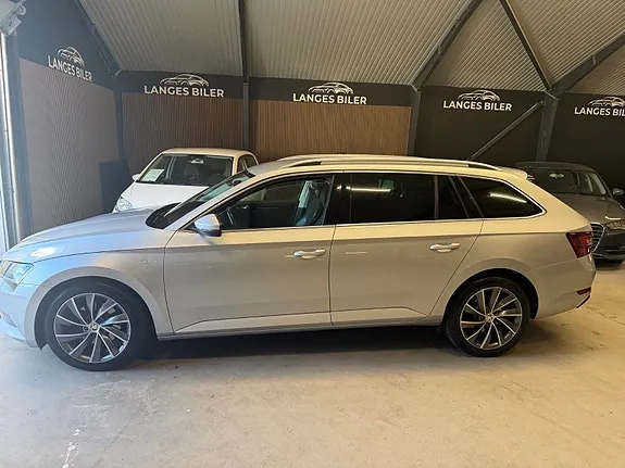 Skoda Superb 2017 photo 4