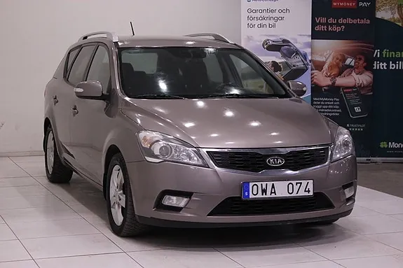 Kia Ceed 2010 photo 4