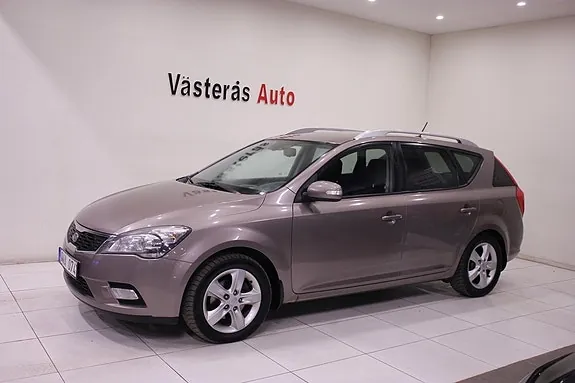 Kia Ceed 2010 photo 5