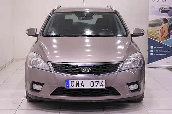 Kia Ceed 2010 photo 3