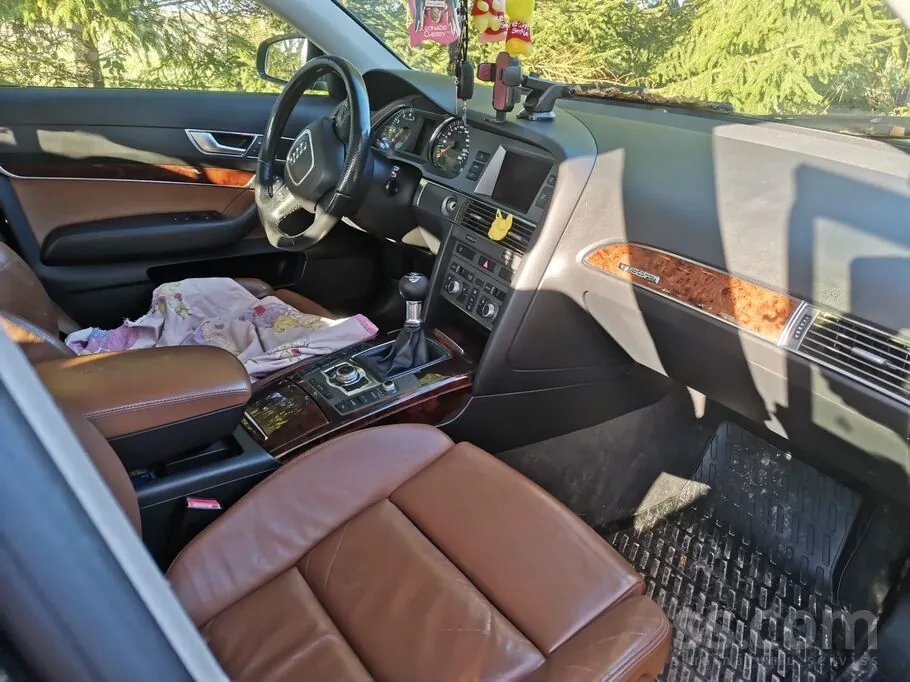 Audi A6 2004 photo 2