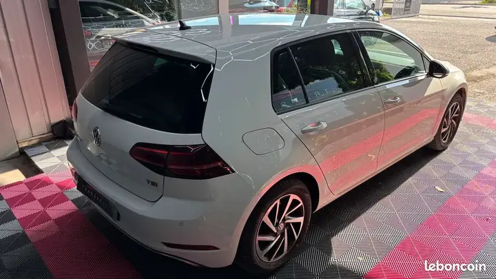Volkswagen Golf 2017 photo 4