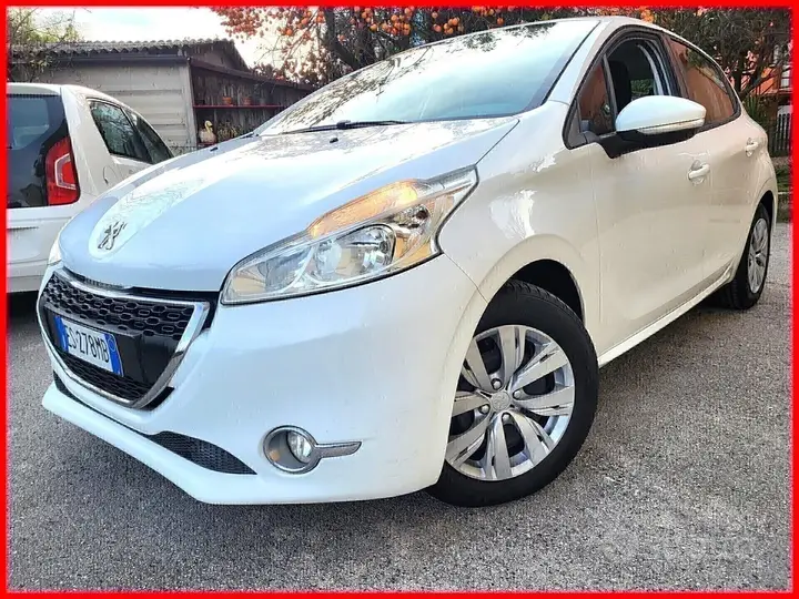 Peugeot 208