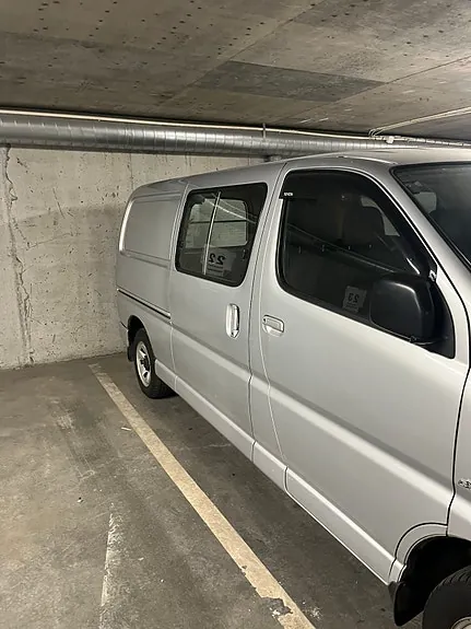 Toyota Hiace 2007 photo 5