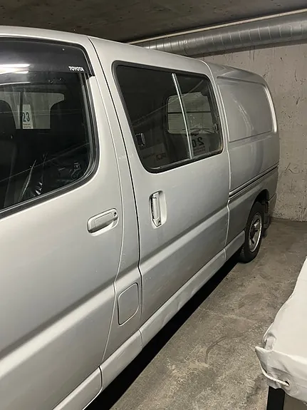 Toyota Hiace 2007 photo 4