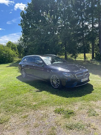 Mercedes-Benz E220 2020 photo 4
