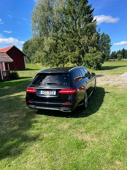 Mercedes-Benz E220 2020 photo 3
