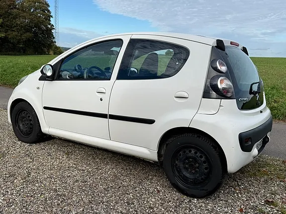 Citroen C1 2010 photo 2