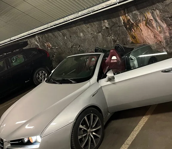 Alfa Romeo Spider 2008 photo 3