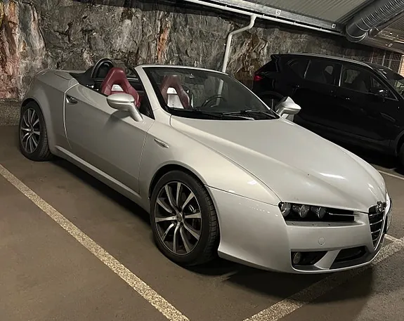 Alfa Romeo Spider 2008 photo 4