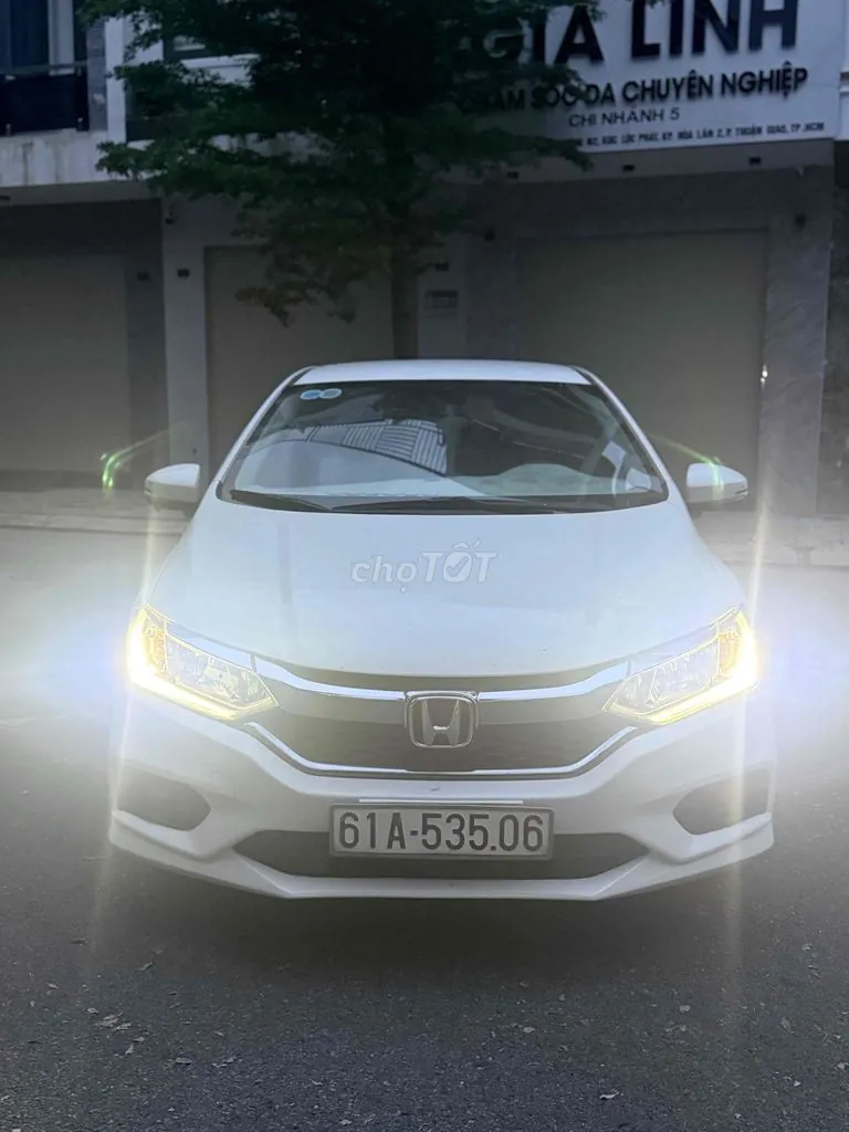 Honda City 2018 photo 2