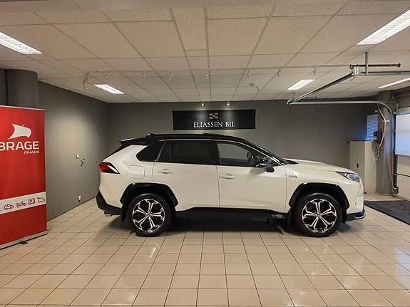 Toyota Rav4 2021 photo 4