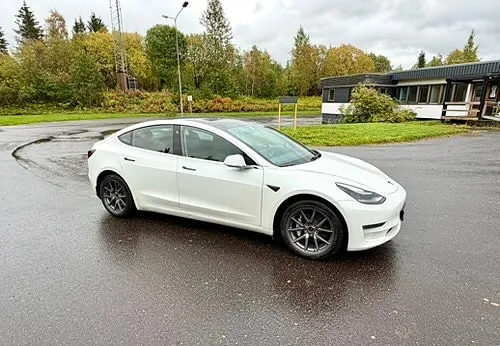Tesla Model 3 2019 photo 3