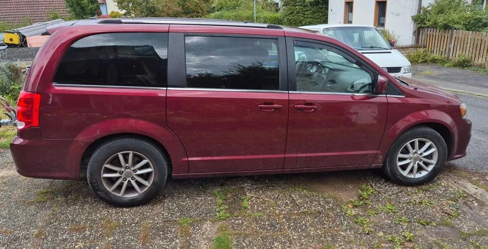 Dodge Grand Caravan