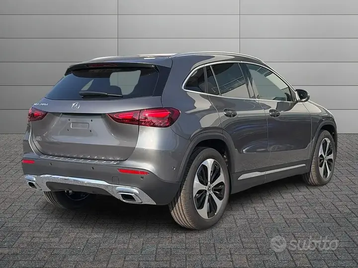 Mercedes-Benz Gla 2022 photo 2