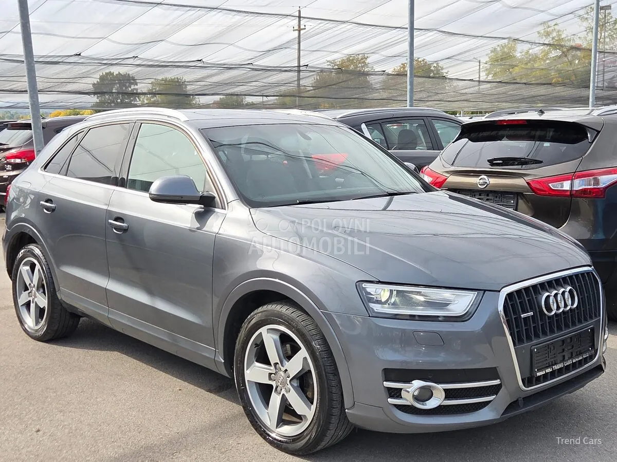 Audi Q3 2012 photo 3
