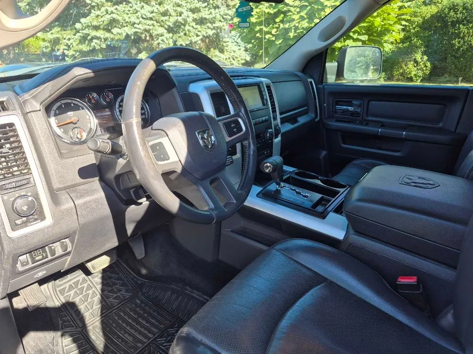 Dodge Ram 1500 2010 photo 3