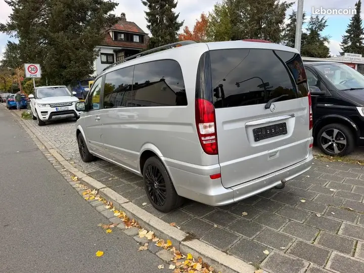 Mercedes-Benz Viano 2013 photo 5