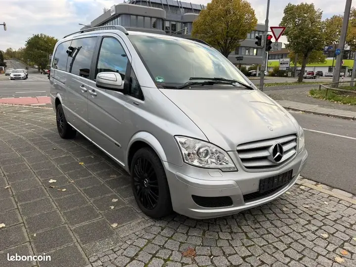 Mercedes-Benz Viano